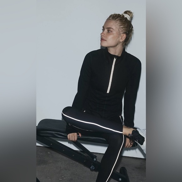 NWT Free People You're A Peach OutdoorBlack Jacket with White Reflective Size S - Picture 7 of 8